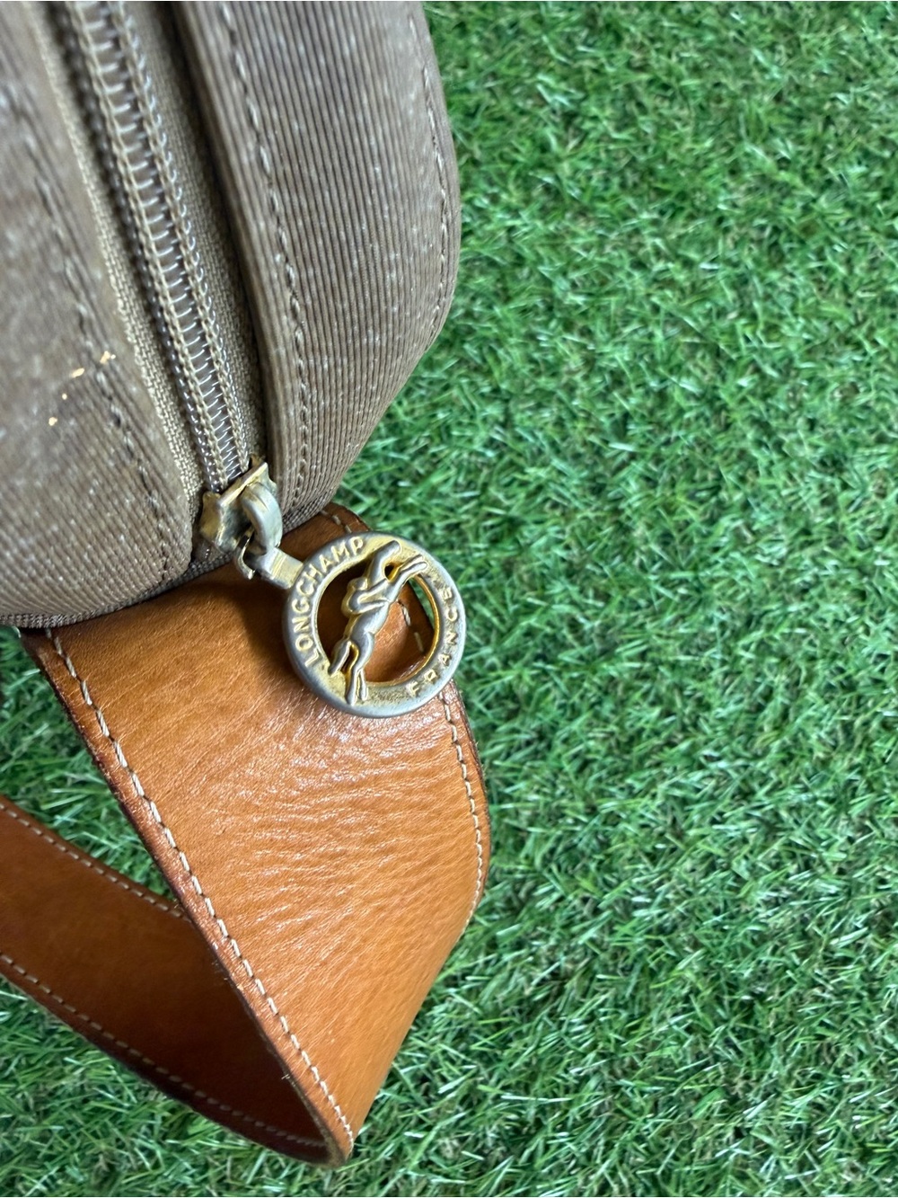 Vintage Longchamp Shoulder Bag - Picture 12 of 13